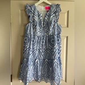 Gorgeous blue and white eyelet lace Lilly Pulitzer dress Sz 12 EUC